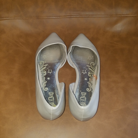 Brash Nude Flats - Picture 3 of 4